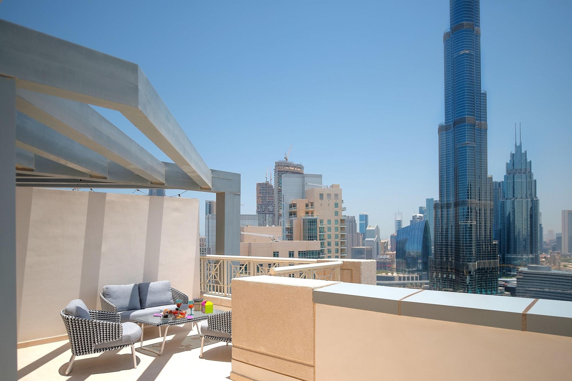Dream Inn - Apartment With Private Terrace, 29 Boulevard Downtown ดูไบ ภายนอก รูปภาพ