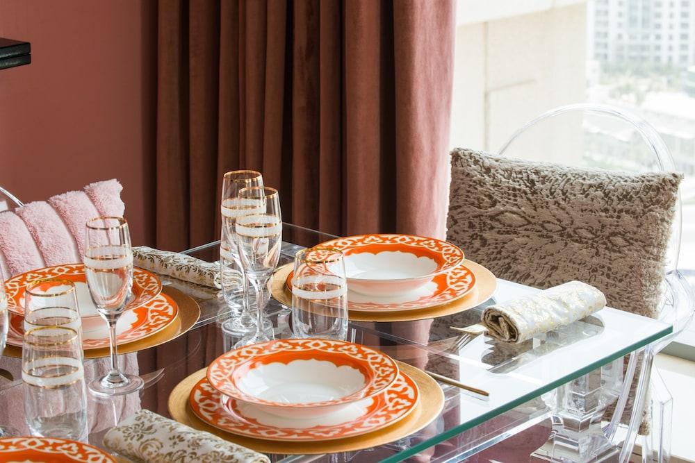 Dream Inn - Apartment With Private Terrace, 29 Boulevard Downtown ดูไบ ภายนอก รูปภาพ
