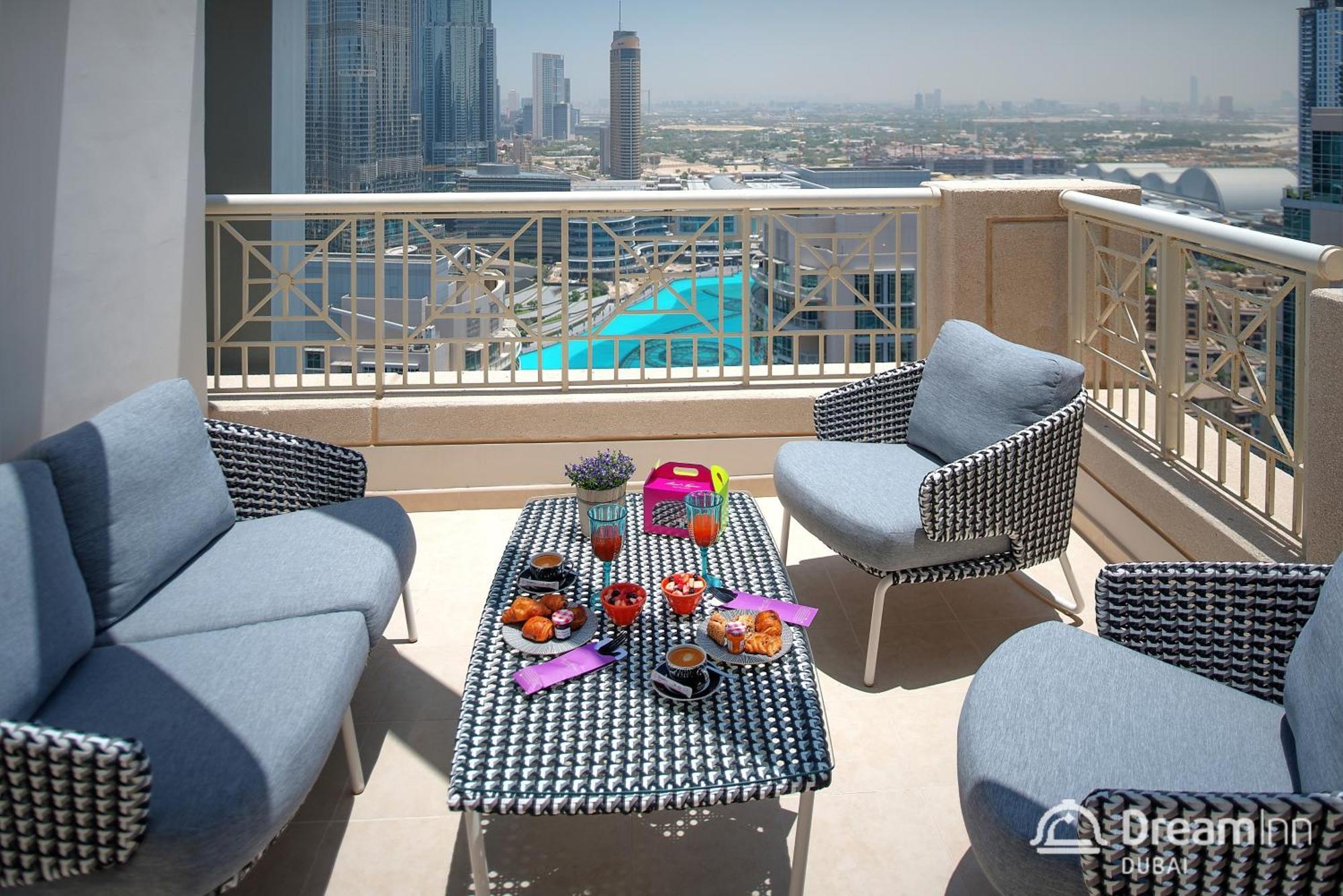 Dream Inn - Apartment With Private Terrace, 29 Boulevard Downtown ดูไบ ภายนอก รูปภาพ