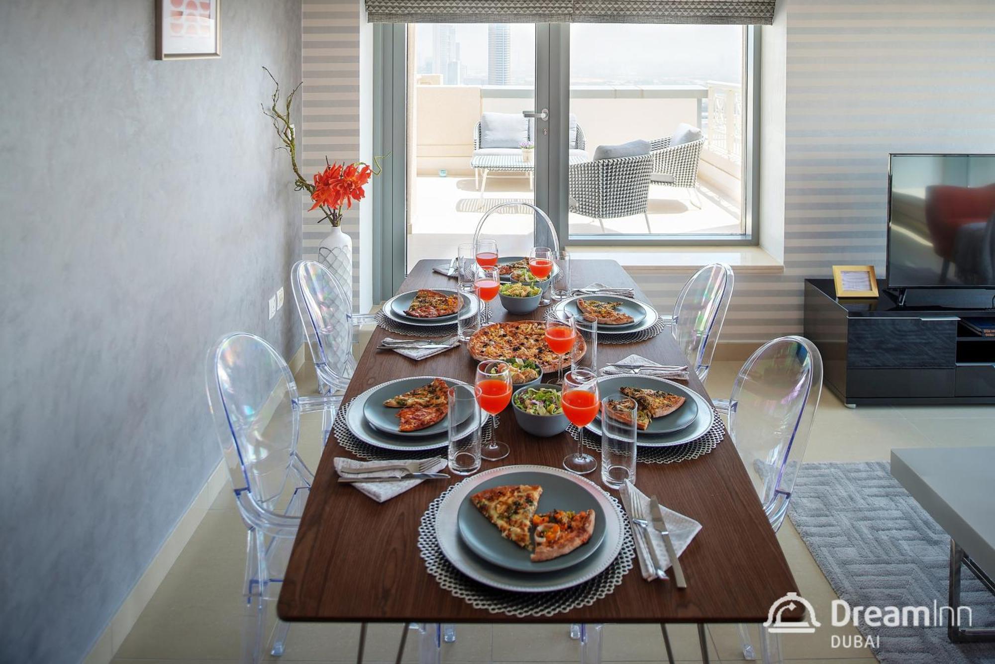Dream Inn - Apartment With Private Terrace, 29 Boulevard Downtown ดูไบ ภายนอก รูปภาพ